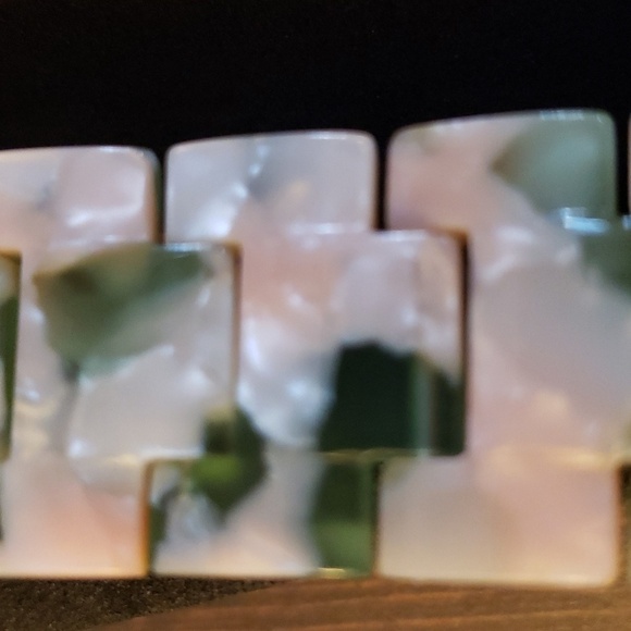 NewWays Faux Mother of Pearl Camo Link Bracelet Rose Gold & Rhinestone Case - Picture 8 of 8